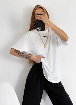 Футболка базова зі значком найк біла та чорна