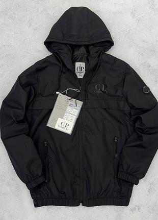 Вітрівка c.p. company чорна