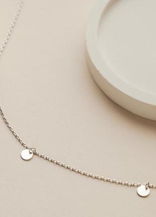 Браслет серебряный на ногу монетки на застежке, 925 проба