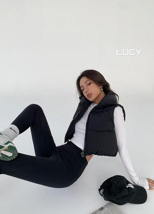 Стильний костюм трійка з жилеткою.