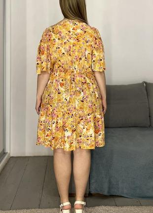 Ніжна ярусна міні сукня у квітковий принт №5684 фото