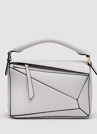 Loewe small puzzle bag in classic calfskin white