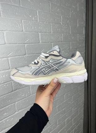 Жіночі кросівки asics gel-nyc beige grey асікс бежевого з сірим кольорів4 фото