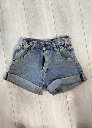 Жіночі джинсові шорти s