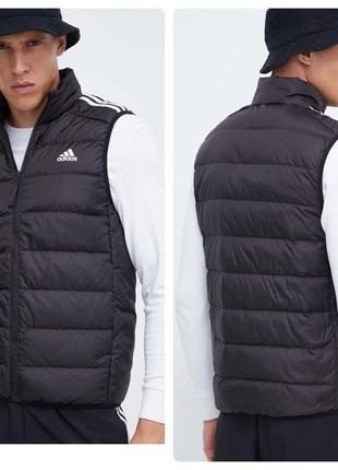 Утеплений жилет чоловічий adidas essentials 3-stripes sportswear hz5728