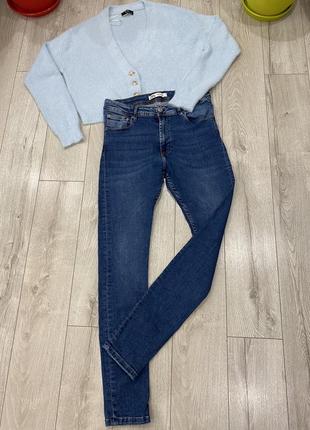 Набір жіночої одежі