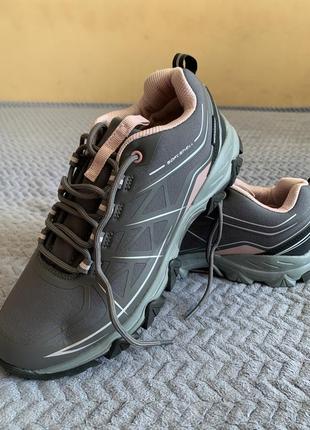 Crane кросівки 40 ( 26,5 см)