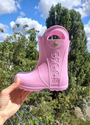 Резиновые сапоги crocs крослайт детские carnation handle it розовые кроксы дождевики