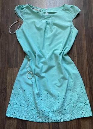 Платье с прошвой