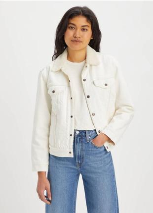 Джинсовая куртка женская levi's размер s белая