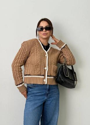 Стильний жіночий кардиган
