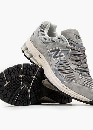 Чоловічі демісезонні спортивні кросівки new balance 2002r