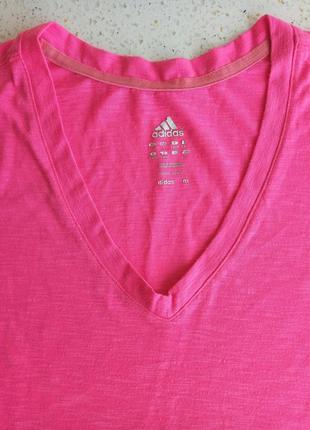 Отличная женская спортивная футболка adidas climalite2 фото