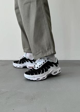 Кросівки nike air max tn plus black/white