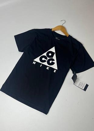 Футболка от nike acg