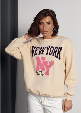 Утепленный женский свитшот с принтом new york - бежевый цвет, m (есть размеры)