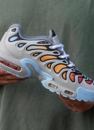 Кросiвки nike air max tn plus drift grey multicolor 4