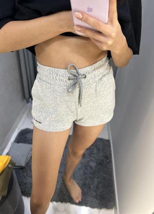 Шорти bershka