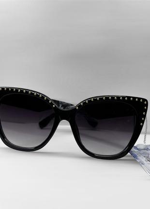 Жіночі сонцезахисні окуляри3 фото