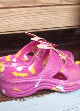 Детские резиновые тапочки