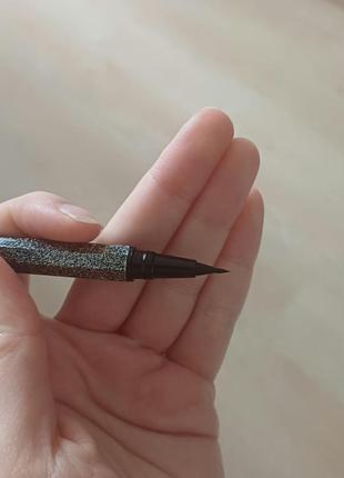 Карандаш-подводка pramy long wear meteorite eyeliner pencil2 фото