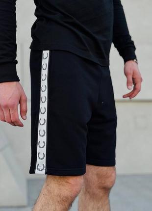 Шорти fred perry на лампасах 2