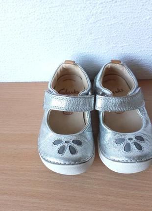 Шкіряні туфлі clarks 20 р. устілка 13 см.