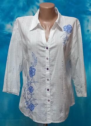 Біла блуза з вишивкою style by ewm