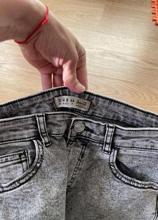 Джинсы женские