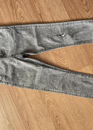 Джинсы женские
