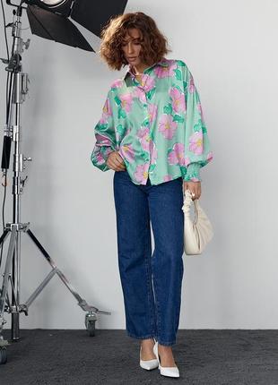 Шовкова блуза на ґудзиках із візерунком у квіти — салатовий колір, s (є розміри)8 фото