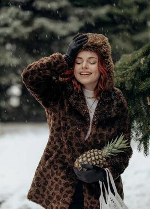 Плюшева леопардова ретро шубка