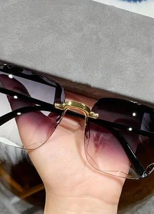 Солнцезащитные очки