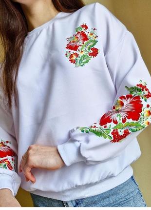 Свитшот с украинскими мотивами