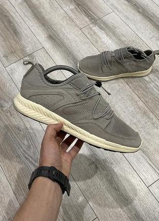 4 Puma Transport Sneakers Puma Transport Sneakers