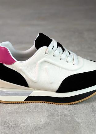 Кросівки жіночі шкіряні 588258 молочні чорні