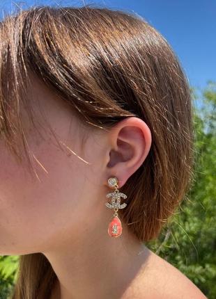 Брендові сережки в позолоті з камінцями