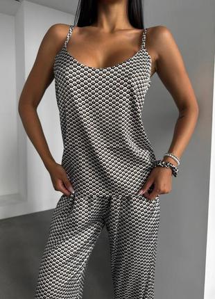 Стильна, сатинова піжама/костюм