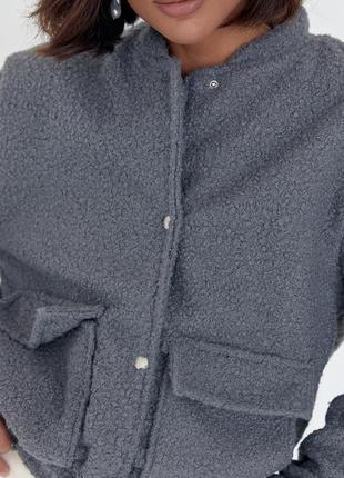 Жіноча куртка з букле на кнопках — сірий колір, l (є розміри)5 фото