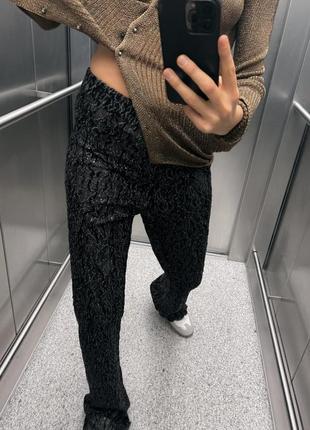 Нові чорні брюки з пайєтками zara xs s блискучі брюки в підлогу чорні брюки в пайетки чорні штани з пайетками чорні напівпрозорі штани з пайєтками