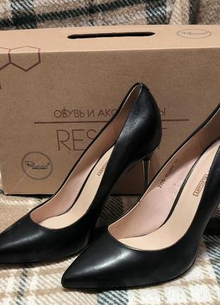 Туфлі човника