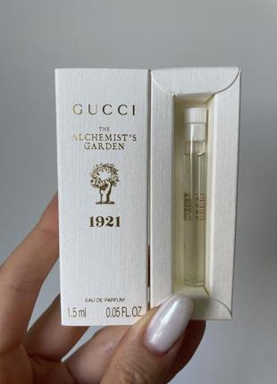 Gucci the alchemist's garden: 1921