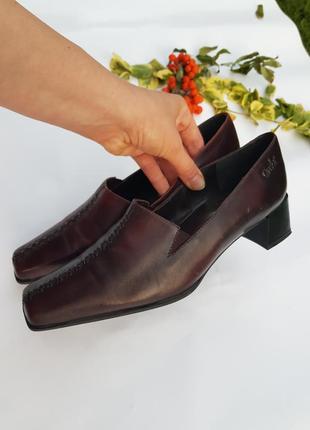 Классические актуальные модные строгие туфельки на осень натуральная кожа caprice6 фото