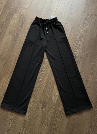 Брюки трикотажные широкие палаццо новые черные