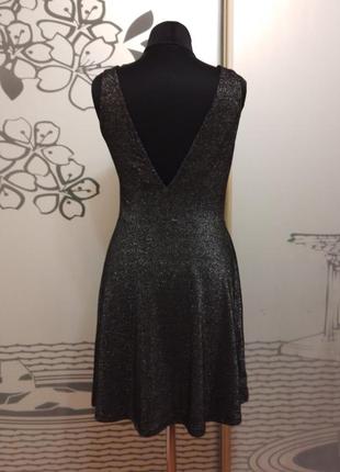 Брендовое нарядное люрексовое вискозное платье миди8 фото