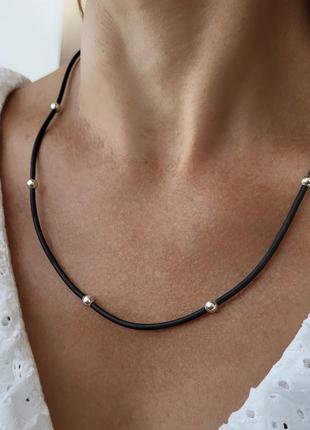 Чорний шнурок на шию 55 см срібло 925 проби каучук зі вставками срібло 925 проби товщ 2мм 57108