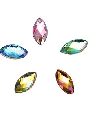 Стразы для маникюра 3