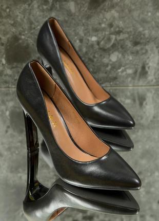 Жіночі туфлі 19265 чорні штучна шкіра6 фото