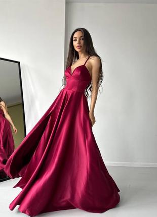 Розкішна сукня максі з розрізом на ніжці10 фото