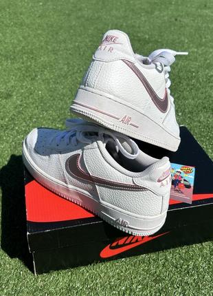 Жіночі шкіряні кросівки nike air force 1 gs white4 фото